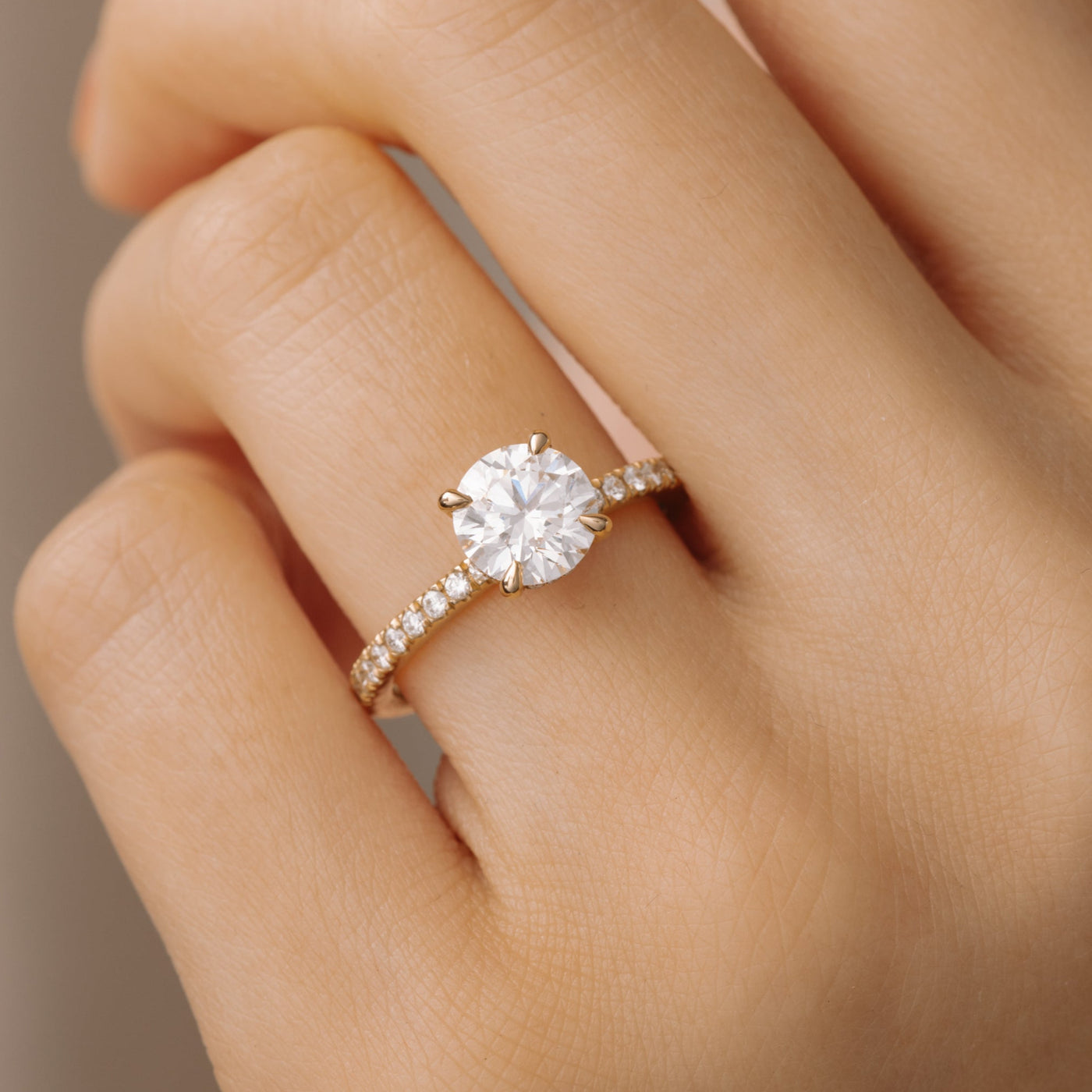 Round Diamond Engagement Rings Brisbane