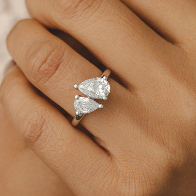 Lara Toi et Moi Tilted Double Pear Diamond Engagement Ring Setting