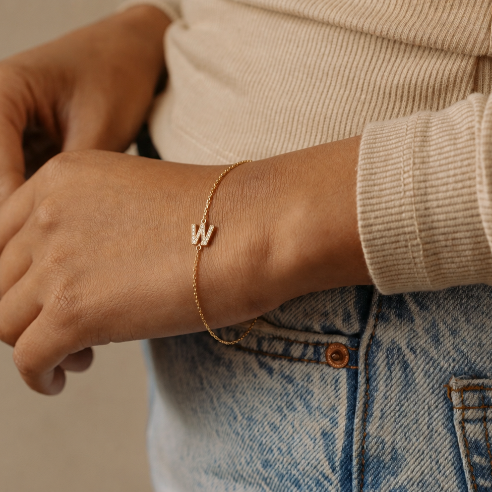 Initial Diamond Gold Bracelet - V-Z